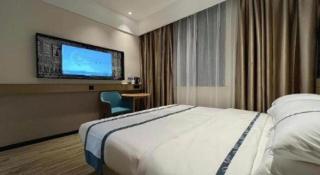 City Comfort Inn Wuhan Yangtze River Bridge Yellow Crane Tower - 1