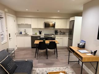 Modern Private 1 Bedroom Suite - Assigned Parking and Patio - 0