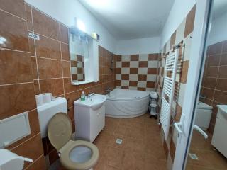 Apartament 5 camere Costinesti centru, la 5 minute de plaja - 6