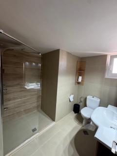 Molos Beach Rooms - 5