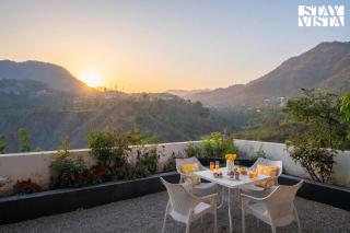 StayVista at The Himalaya Escapes with BBQ and Bonfire - 7