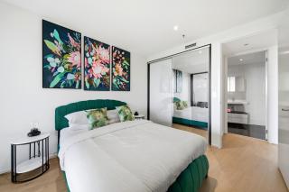 Stylish 1-Bed in CBD with Secure Underground Parking - 6