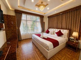 Hotel Oscar By Ginger Hotels Chain Near Club House Road Manali Luxury Rooms Best Hotel In Manali !!!!! - 1