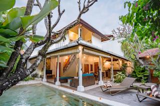 Villa Shanti - 3BR Private Tropical Villa with Pool in Seminyak - 0