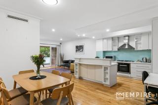 James Henty Apartments - 0