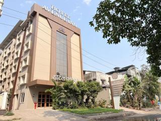 Hotel Avenue Inn - 0