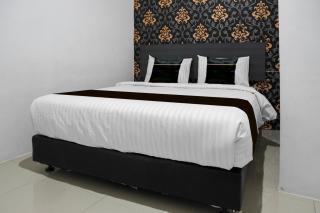 Hotel O near Mesjid Raya Sumatera Barat formerly Sachila Residence - 1