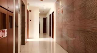 JH Hotel - 8