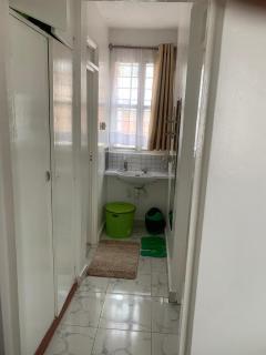 1 bedroom apartment in Mlimani-Kisumu with parking - 3