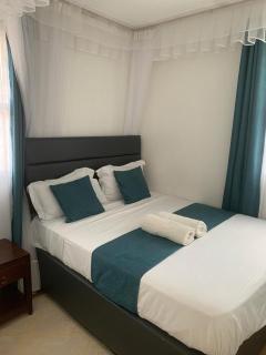 1 bedroom apartment in Mlimani-Kisumu with parking - 1