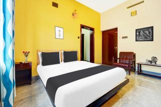 [Day Stay - 8 AM to 8 PM] Collection O Thrissur Near Thrissur Medical College - 8