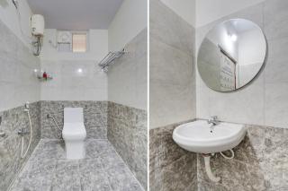 Super Collection O Khajaguda Hills Formerly Sri Balaji Luxury Rooms - 1