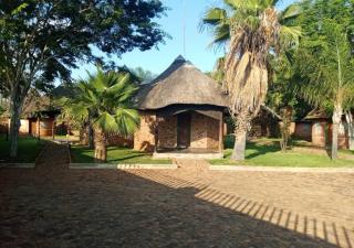 The Big Five Lodge - 4