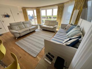 Barton on Sea self contained, stunning sea views - 7