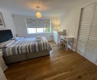 Barton on Sea self contained, stunning sea views - 5