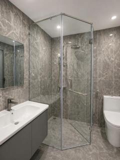 YA Apartment 4BR 5 Beds Full Amenities - 6