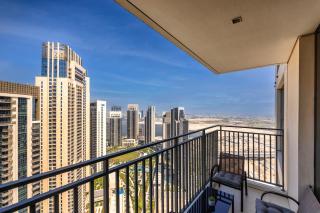 Pleasant 2BD new apartment in Dubai Creek Harbour - 3