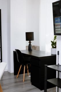 Wunderschönes Studio im P-Berg mit Pkw Stellplatz optional Buchbar - 4