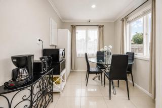 Affordable Stay Near Auckland Airport – Māngere Bridge - 3