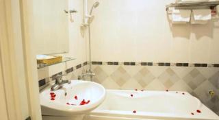 Aquarius Hotel - 4