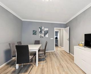 Prime Host Family Apartment - 7