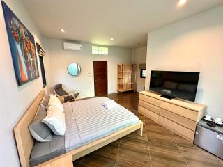 Acqua Rooms & Living - 6