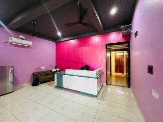 Spot On Hotel Amar Palace - 0