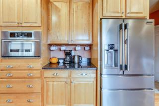 2 Mi to Bethany Beach! Spacious Family Retreat - 8