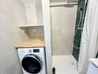 Apartment with Balcony & Pool in La Rochelle - 5