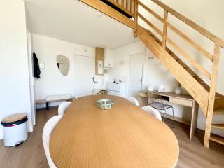 Apartment with Balcony & Pool in La Rochelle - 2