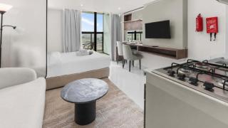 Free housekeeping visits during your stay - StayShort - Peaceful Studio in Jebel Ali that Sleeps 2 - 9