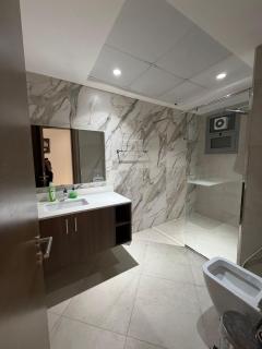Luxury 1BR Escape Pool Gym City Vibes - 8