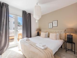 Los Naranjos modern 3 bedroom penthouse - 4