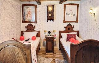 Stunning Home In Hrascina With Sauna - 2