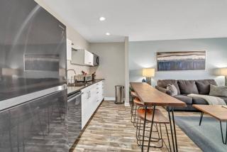 Stylish Okaloosa Island 1BR Condo Steps to Beach - 5