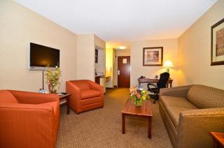 Comfort Suites Golden West on Evergreen Parkway - 6