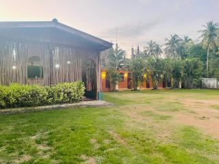 Isuru Inn - 4
