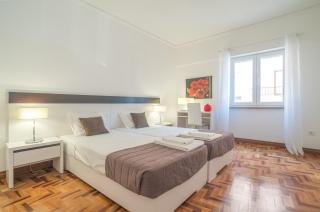 City Center Stylish Apartment - 5