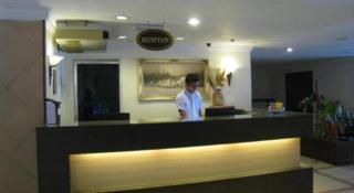 Hotel Centrepoint (Self Check In After 5PM) - 8