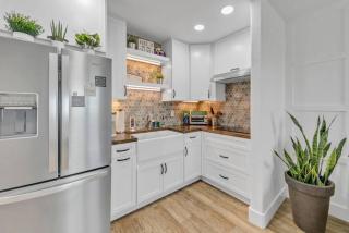Stylish Okaloosa Island 1BR Condo: Easy Beach Walk - 9