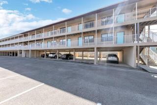 Stylish Okaloosa Island 1BR Condo: Easy Beach Walk - 1