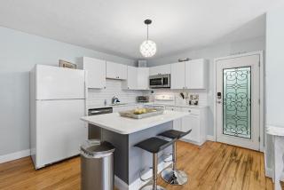 Flagler Suites 3 - 2