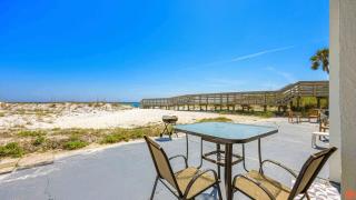 Gulf-Front Island Getaway: Ground Floor 1BR Condo - 3