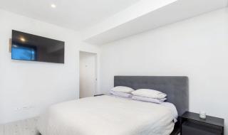 Scarborough Beach Ocean View Apartment - 5