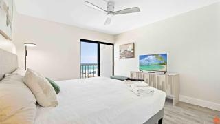 High Tide Hideaway Chic Top Floor 1BR CoastalCondo - 5