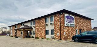Travel Inn Watertown - Watertown - 0