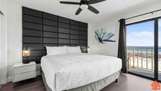Beachfront Beauty: 1BR Gem on Okaloosa Island - 6