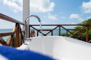 ZAN Ocean View Hotel - 7