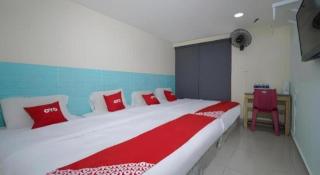 OYO 89717 Budget Star Hotel - 1