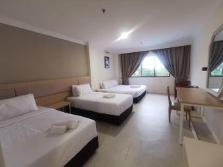 SWISS AVENUE HOTEL - 8
